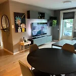 Modern Apartment In Old Town Oslo